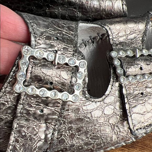 La Plume Jen Rhinestone Leather Slide 39 Silver Like New - Picture 9 of 10